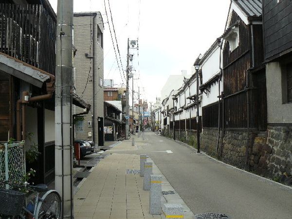 �����ˁE�鉺���E������