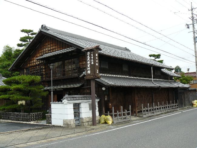 ���Z�H�F�N�h�E�e�{�w