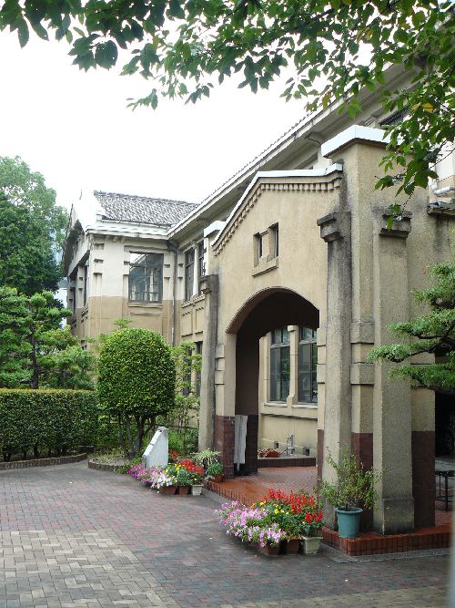 �T�鏬�w�Z���{��