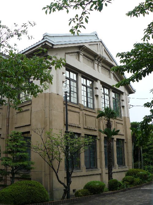 �T�鏬�w�Z���{��