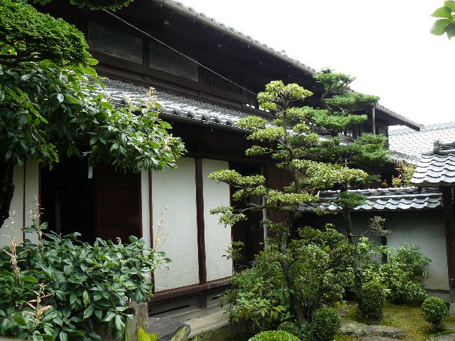 �������ƏZ��