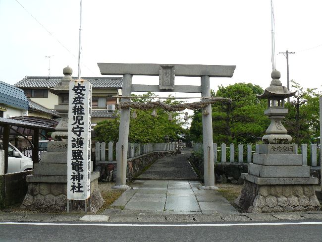 �����_��