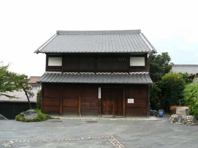 �≮������