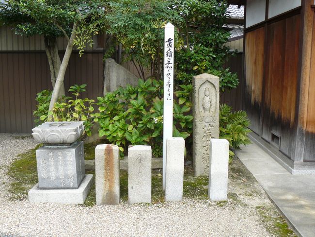 �r�q�ω���