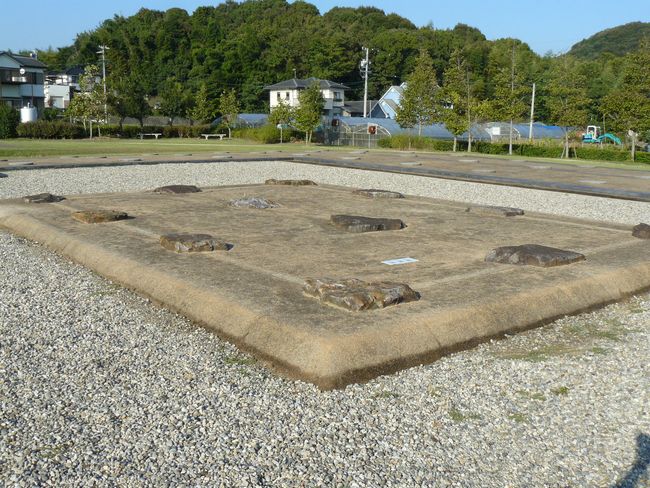 �O�͍�����