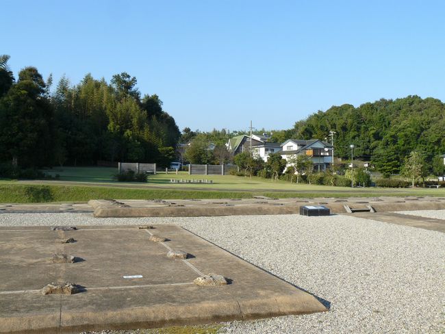 �O�͍�����